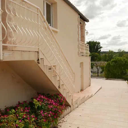 Сasa de vacaciones La Maison De Edgar Ruelle-sur-Touvre